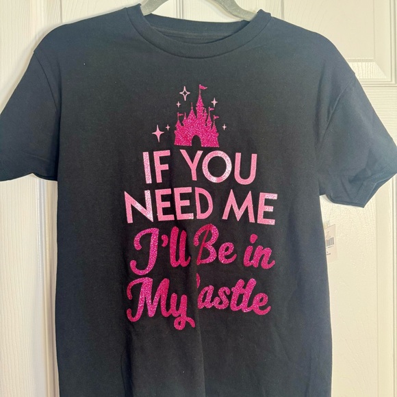 NWT. Disney kids Black T-shirt with pink sparkle "I'll be in my castle" Large - Picture 2 of 8